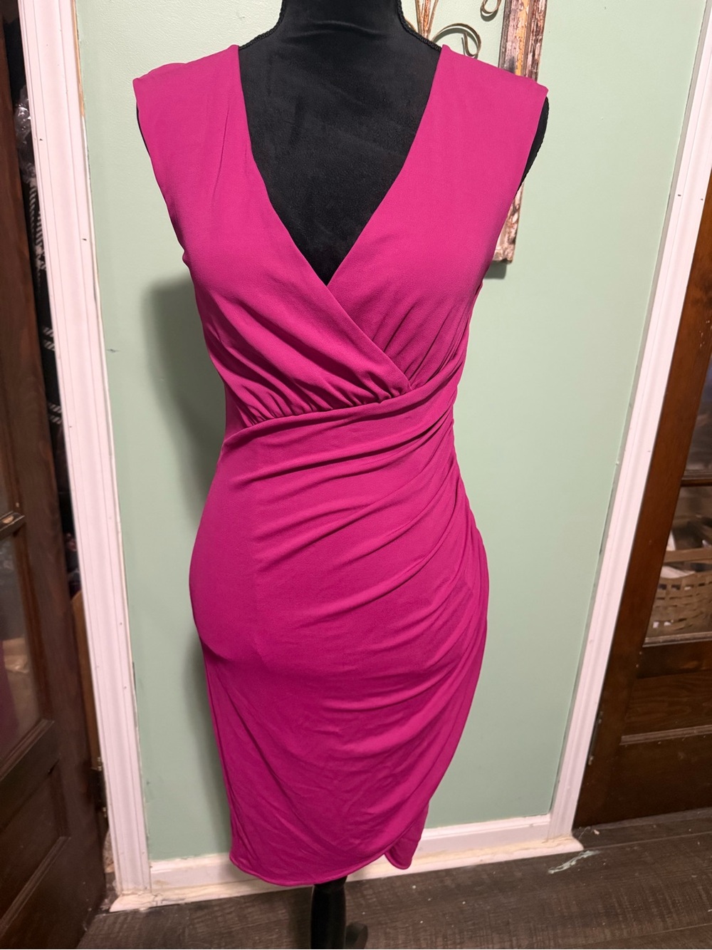 Michael kors ultra pink ruched bodycon dress size 8